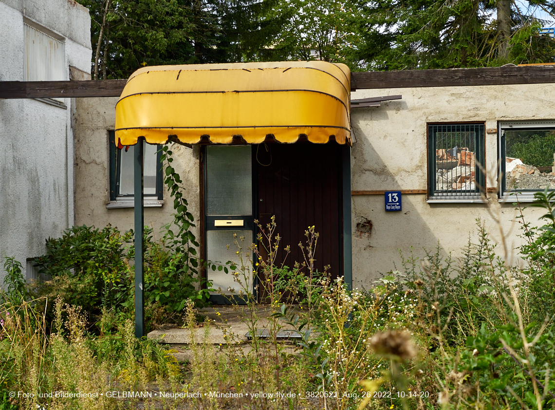 24.08.2022 - Baustelle an der Niederalmstraße 16 und Hugo-Lang-Bogen 13 in Neuperlach-Trudering